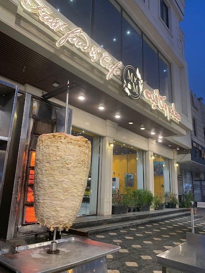 M.M Restaurant & Café