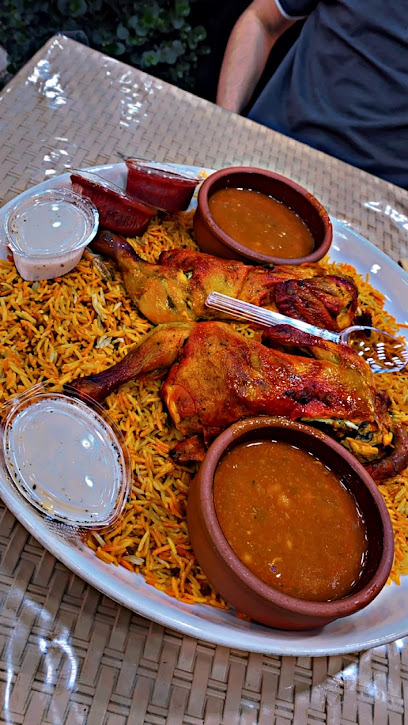 مطعم بابا عن