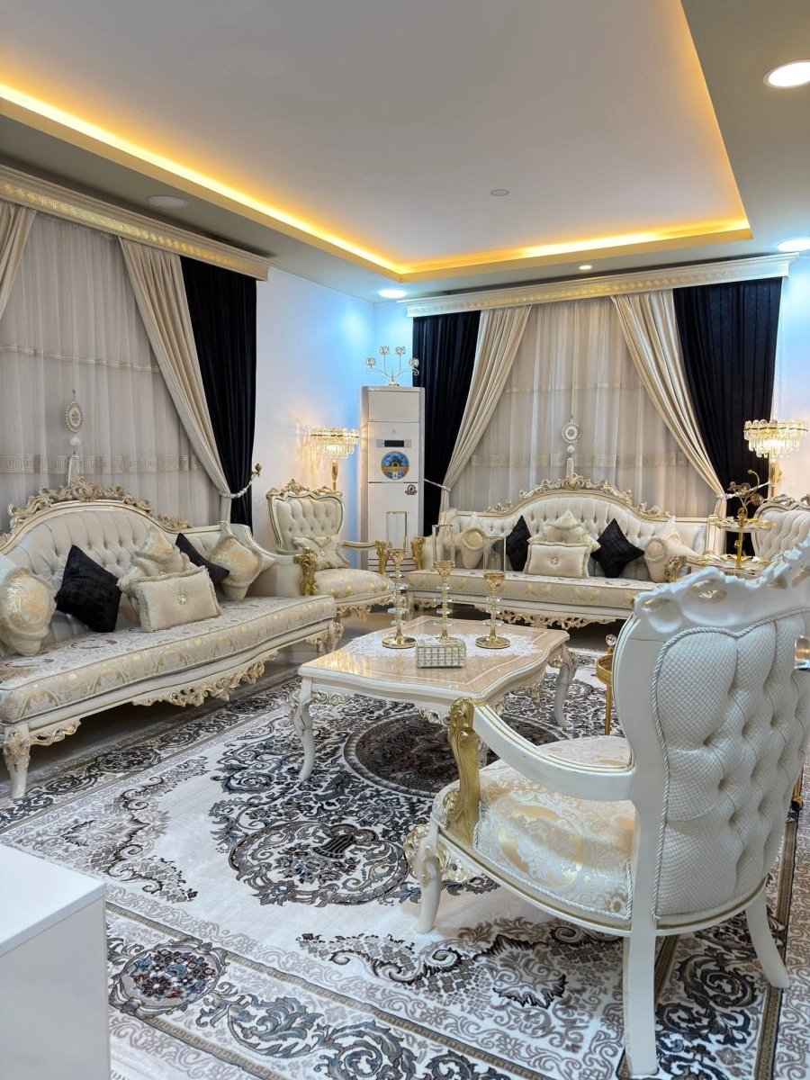 دار ٣٠٠ للبيع في مجمع بيتي